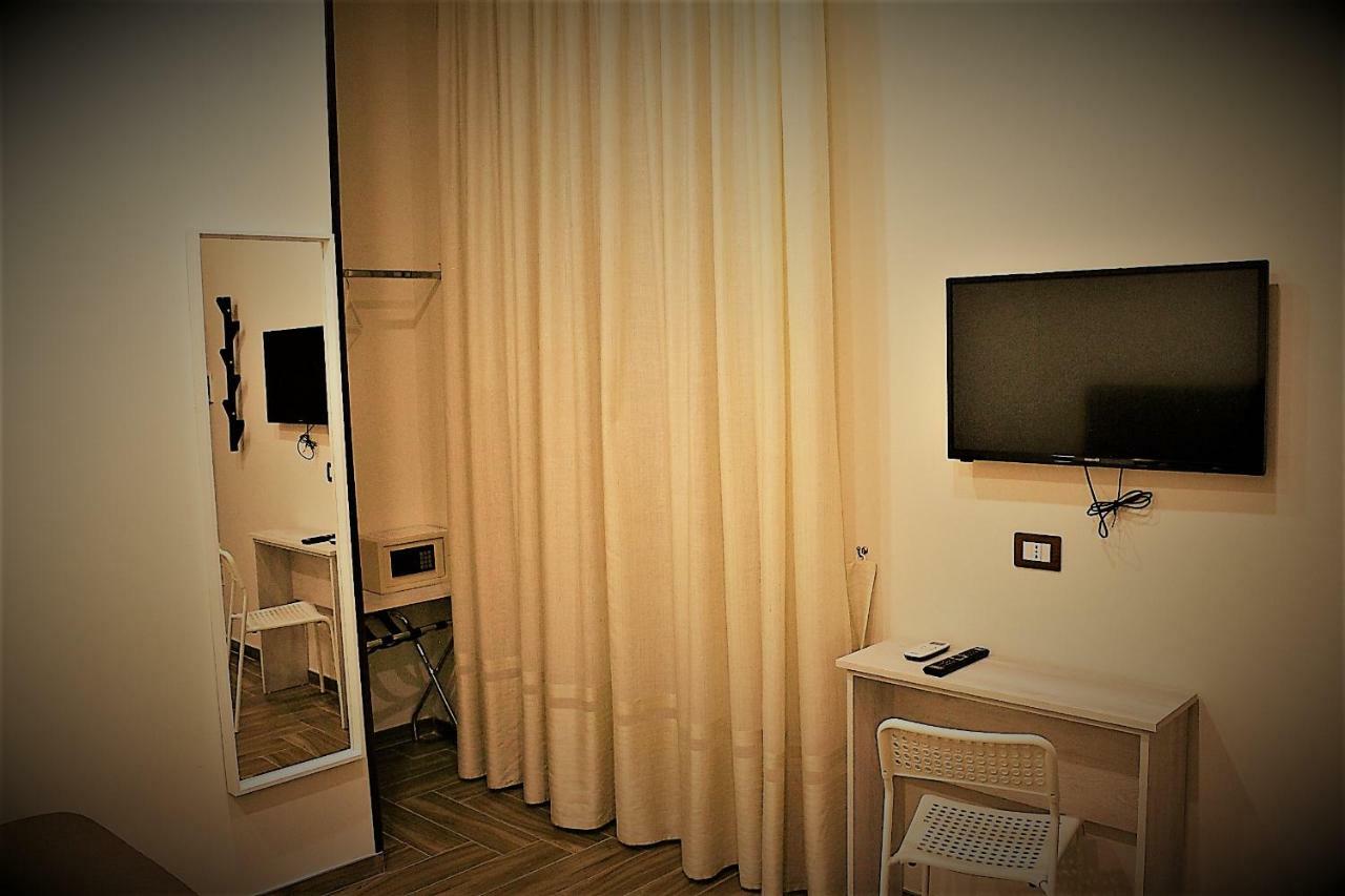 Dei Gerolomini Otel Napoli Dış mekan fotoğraf
